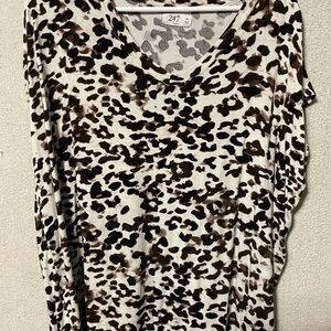 Stylish Leopard Print - Brown and White